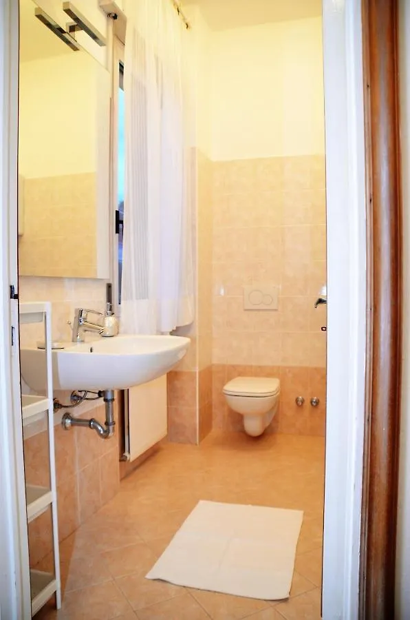 Bellahome Como Apartment